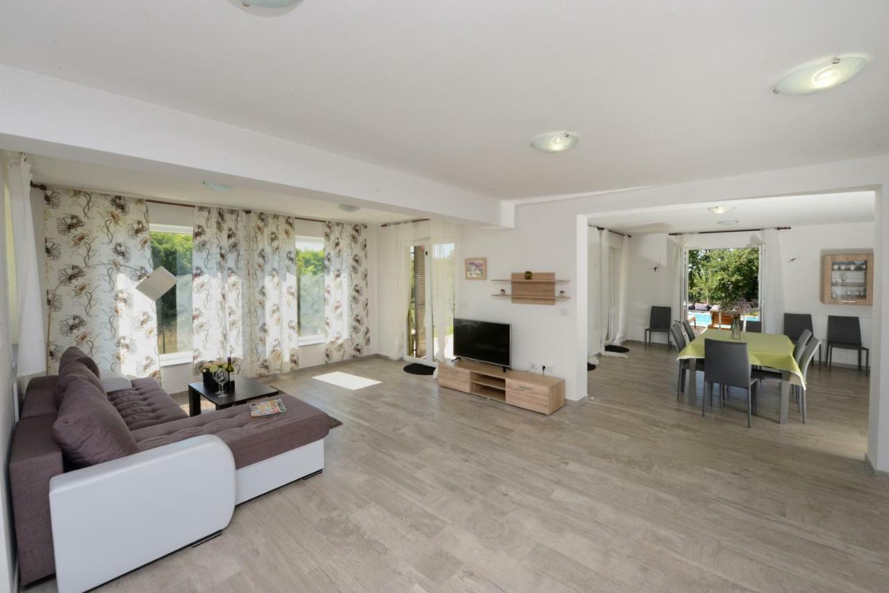 Villa Kontesici 14 Zelena Laguna Екстериор снимка