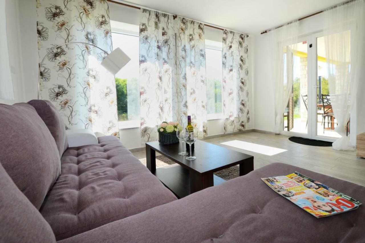 Villa Kontesici 14 Zelena Laguna Екстериор снимка