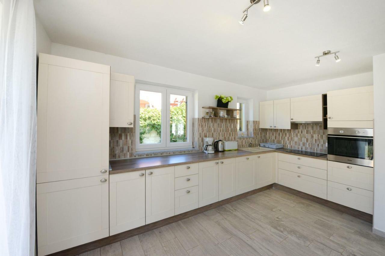 Villa Kontesici 14 Zelena Laguna Екстериор снимка