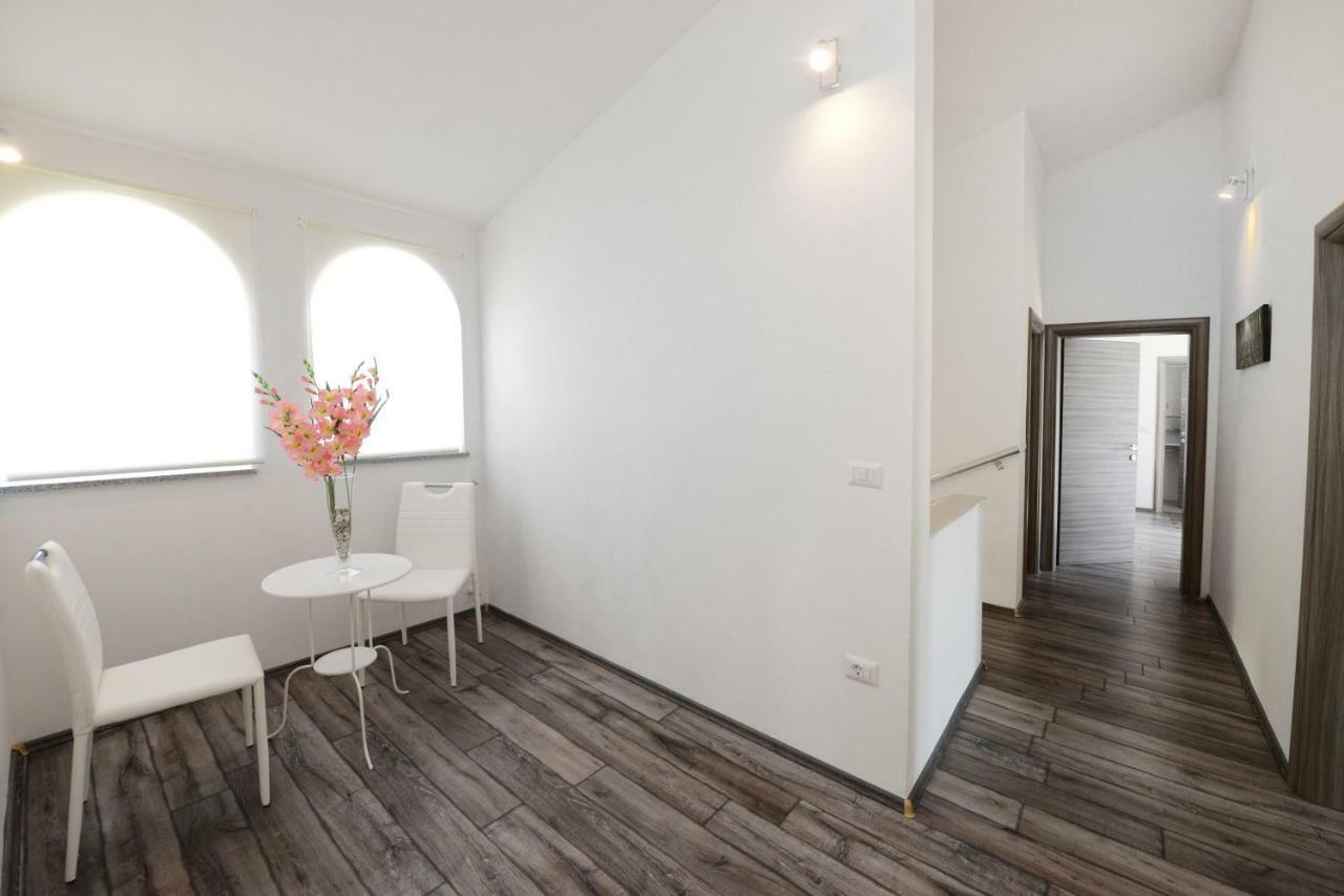 Villa Kontesici 14 Zelena Laguna Екстериор снимка